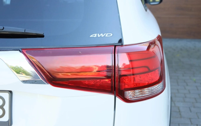 Mitsubishi Outlander cena 85000 przebieg: 56500, rok produkcji 2016 z Jutrosin małe 254
